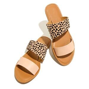 NWT Nude Cheetah Print Flat Sandals - 6